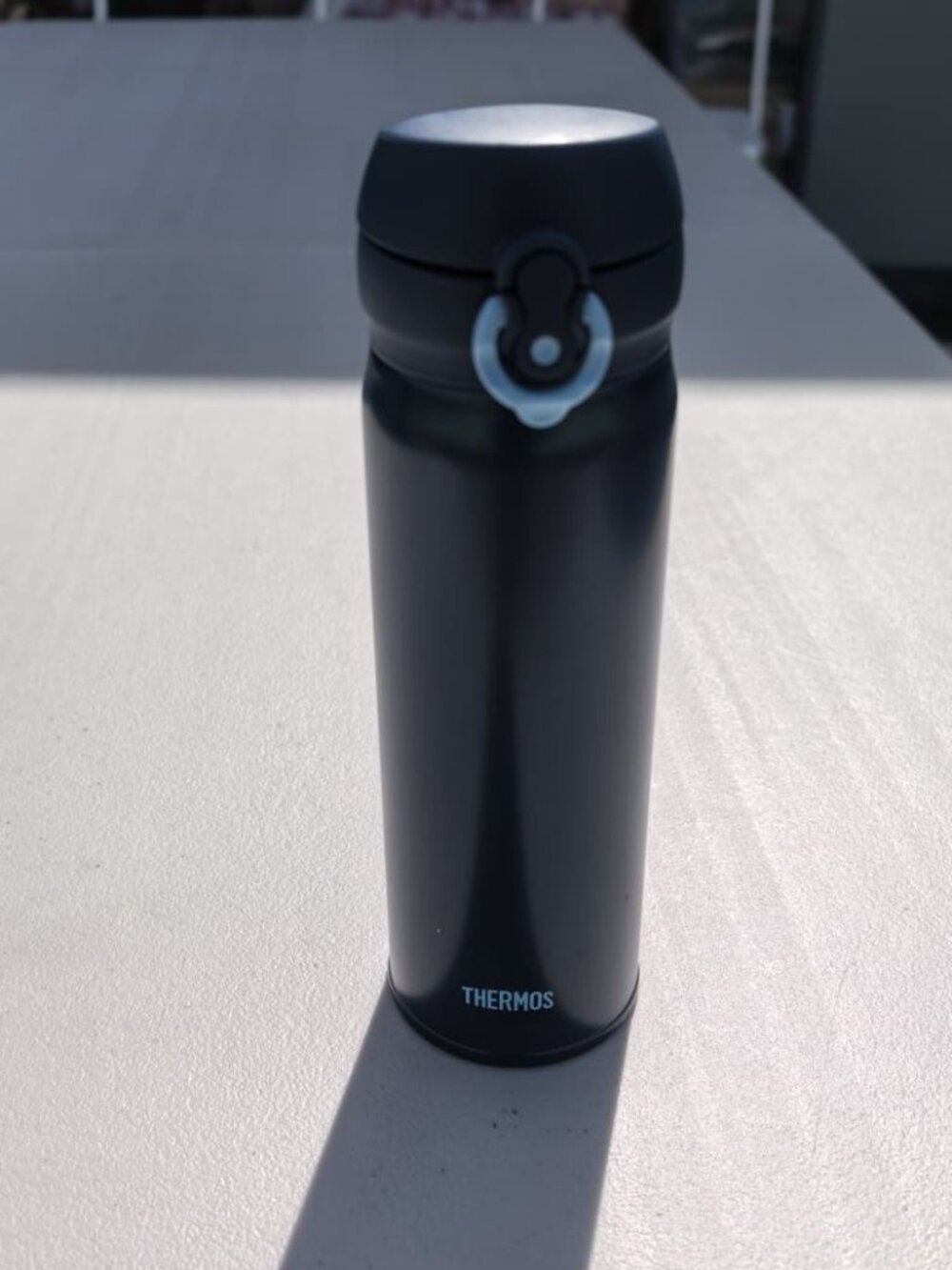 NWOB Thermos Ultra-Light Vacuum Insulated Travel Mug 16oz Matte Navy